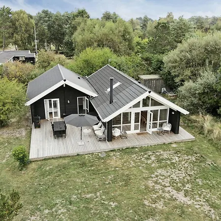 Bali-inspired Near Sjaellands Odde Vakantiehuis *